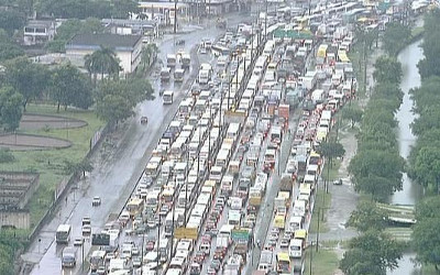 A circulação viária da Região Metropolitana afeta o trânsito nas ruas de Duque de Caxias
