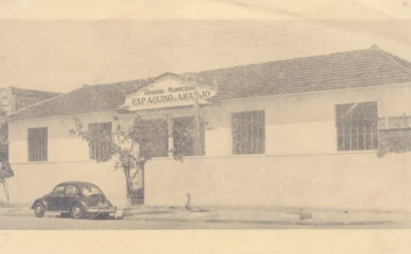 Colégio Aquino de Araújo