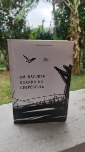 livro-um-bacurau-no